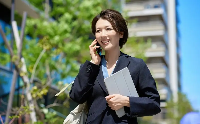 女性のセールスパーソン