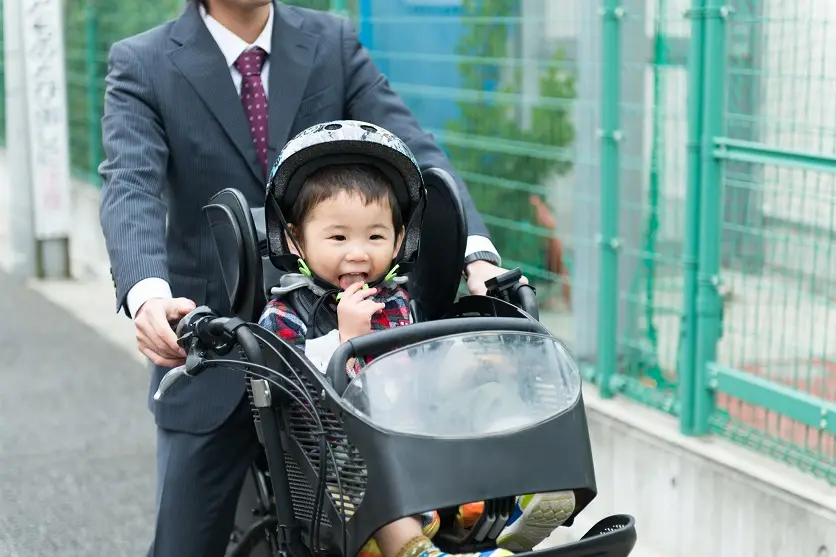 小学校入学で早まる帰宅時刻　子育てと仕事の両立難しく